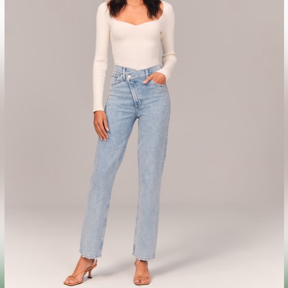 Criss-Cross Ultra High Rise 90s Straight Jean - Picture 1 of 3